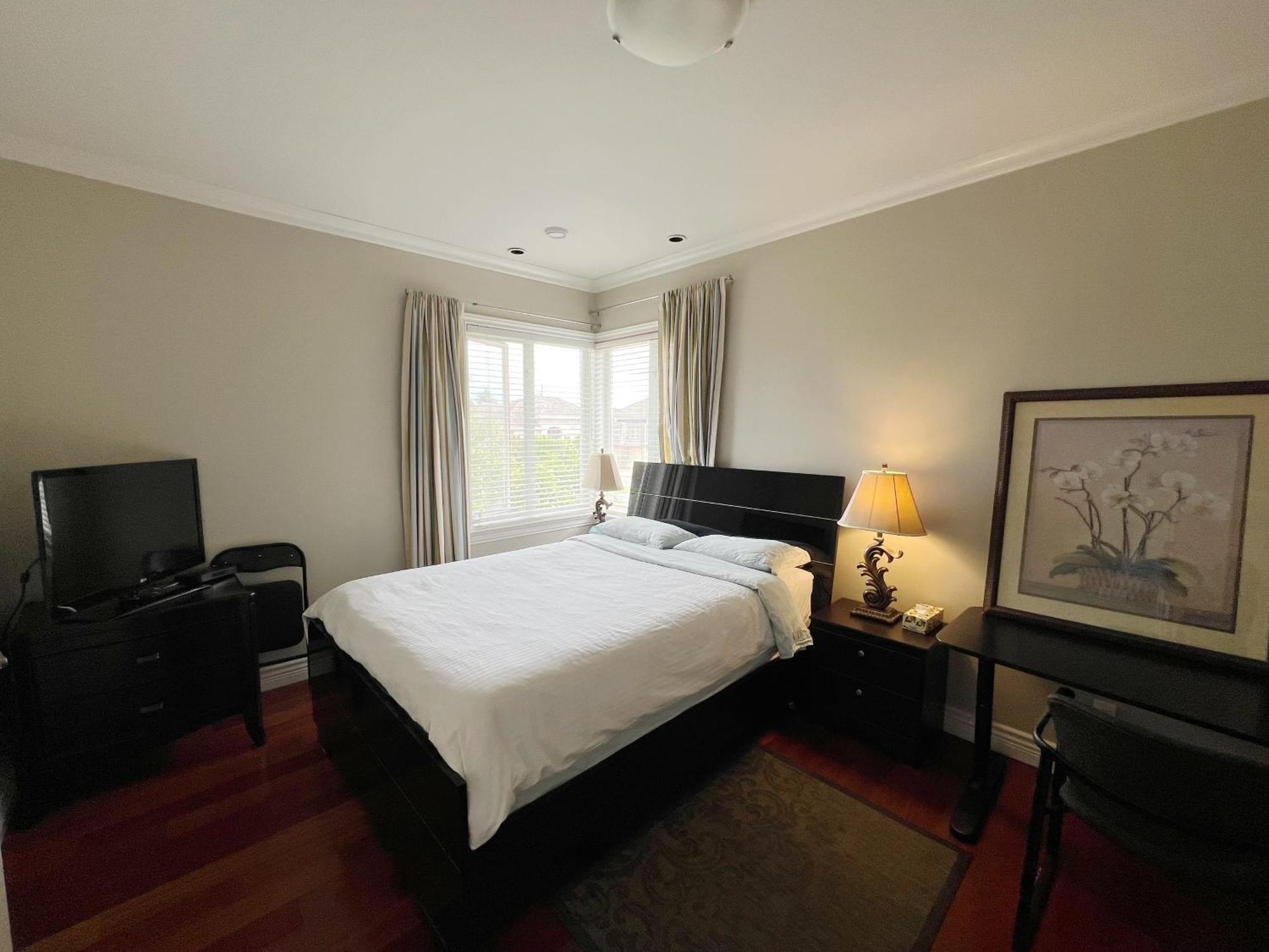 Lucky Room, A Comfortable Suite Close To Yvr 列治文 外观 照片